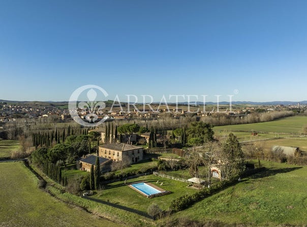 Siena, Tuscany 53100