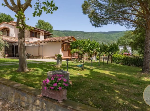 Cortona, Tuscany 52044