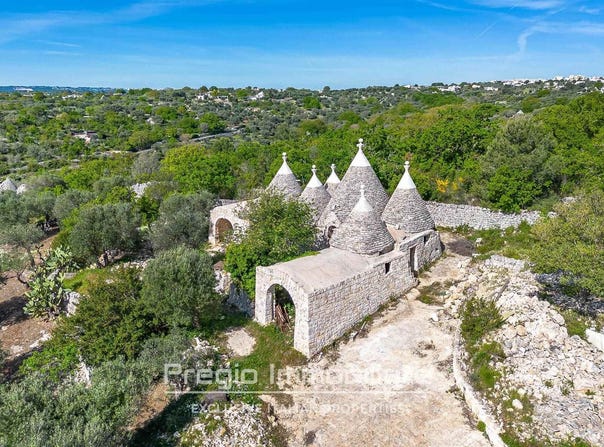 Cisternino, Apulia 72014