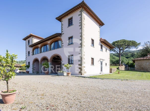 Loro Ciuffenna, Tuscany 52024