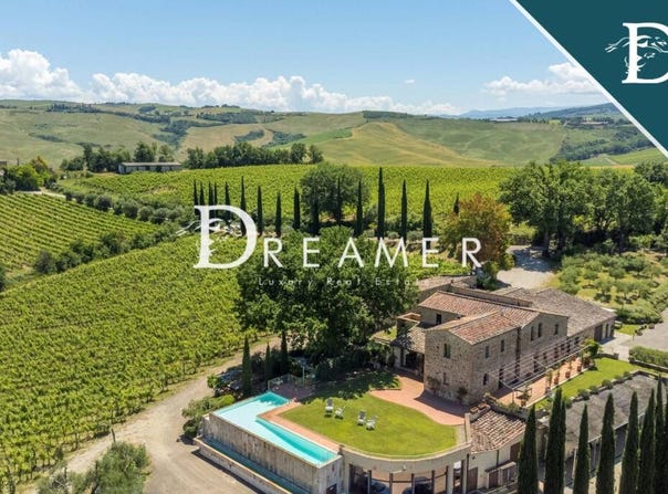 Montalcino, Tuscany 53024