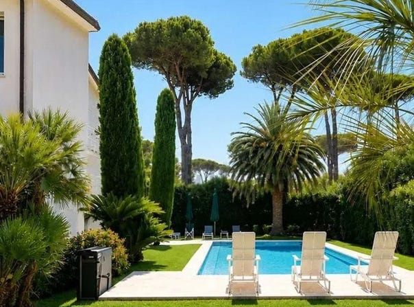 Forte dei Marmi, Tuscany 55042
