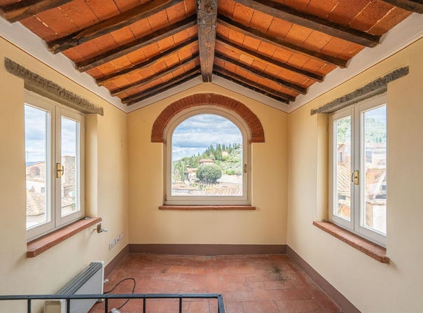 Castiglion Fiorentino, Tuscany 52043