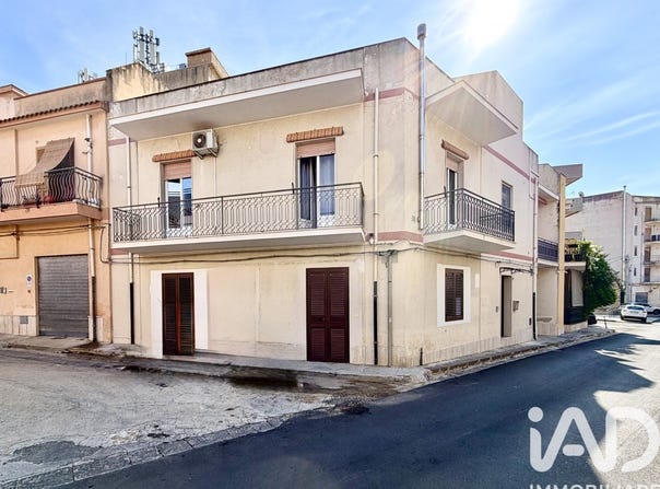 Noto, Sicily 96017