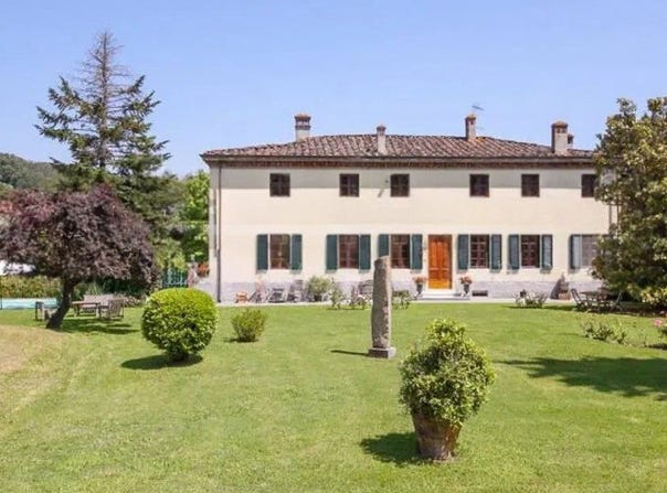 Lucca, Tuscany 55100