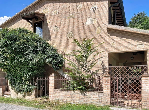 Urbino, Marche 61029