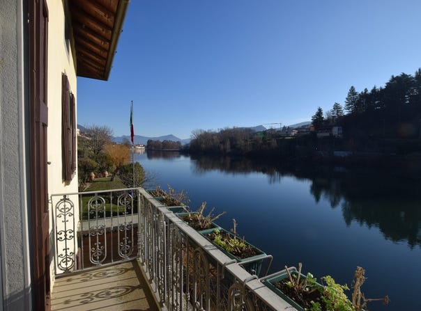 Sarnico, Lombardy 24067