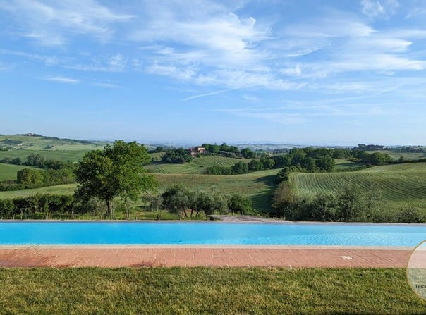 Montalcino, Tuscany 53024
