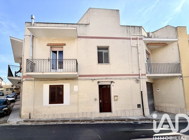 Noto, Sicily 96017