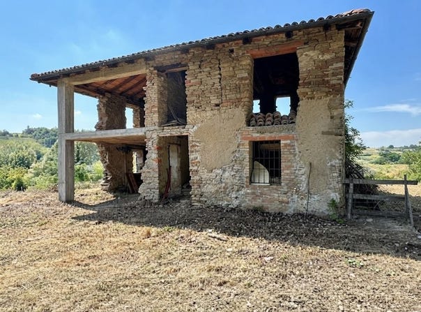 Cassinasco, The Piedmont 14050