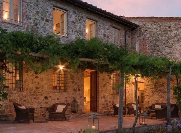 Lucca, Tuscany 55100