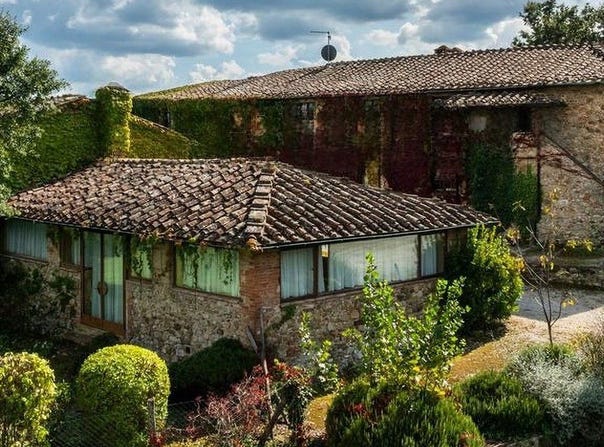 Chiusdino, Tuscany 53012