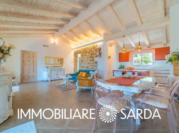 Palau, Sardinia 07020