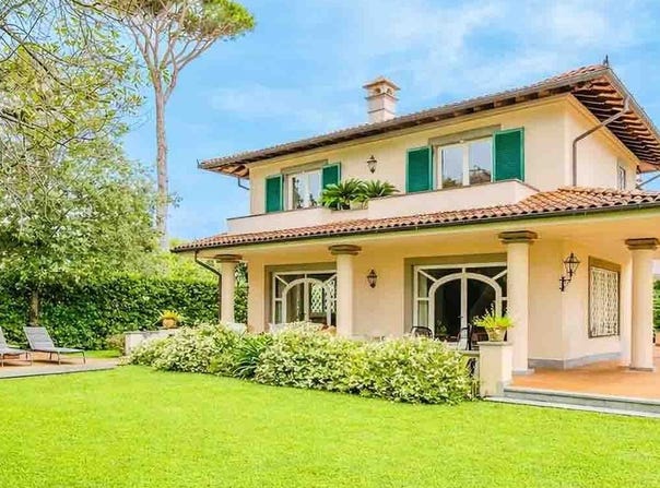 Forte dei Marmi, Tuscany 55042