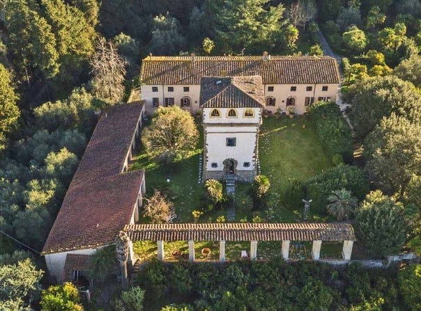 Camaiore, Tuscany 55041