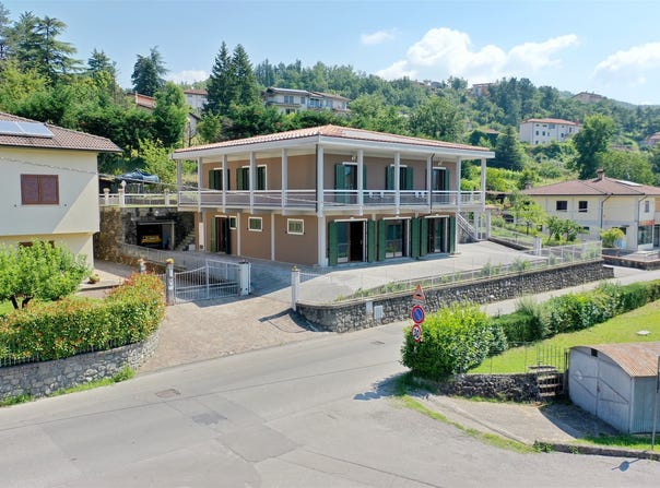 Piazza al Serchio, Tuscany 55035