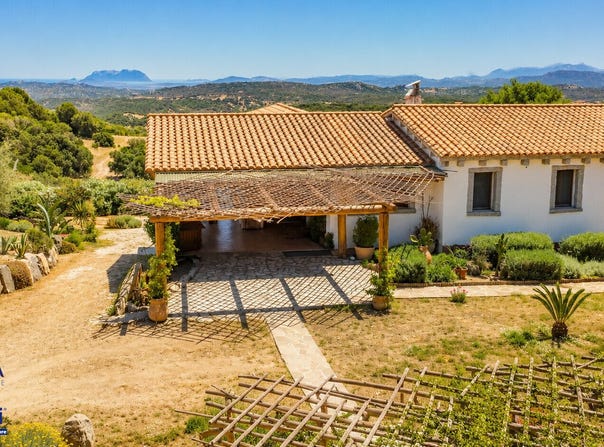 Telti, Sardinia 07020