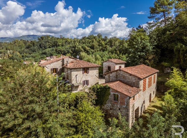 Barga, Tuscany 55051