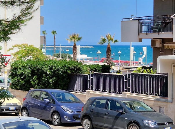 Trani, Apulia 76125