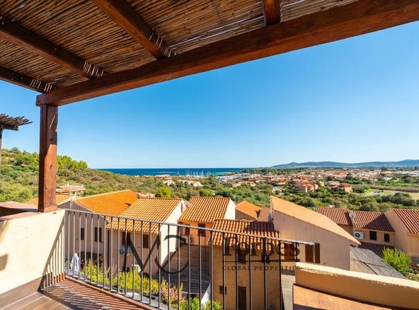Budoni, Sardinia 08020