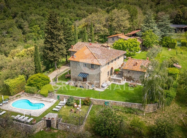 Loro Ciuffenna, Tuscany 52024