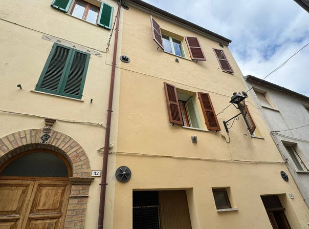 via Roma, 28, Rotella, Marche 63071