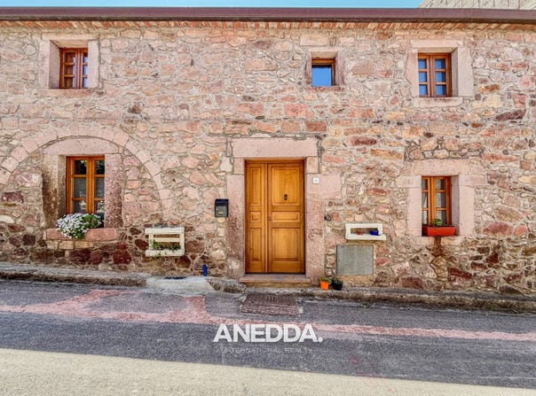 5 Via Asproni, Busache, Sardinia 09082