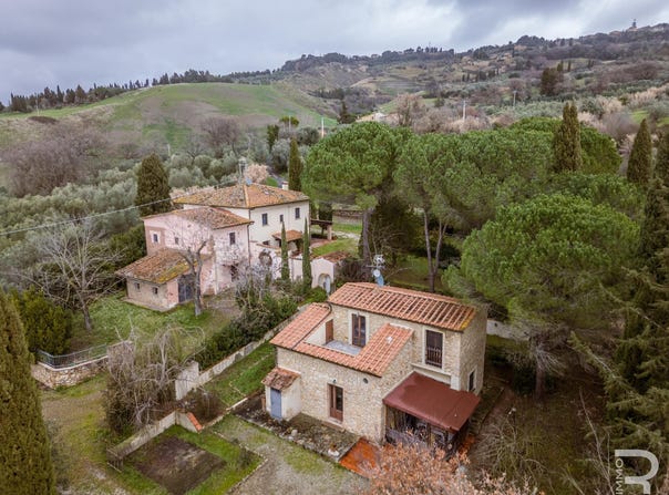Volterra, Tuscany 56048