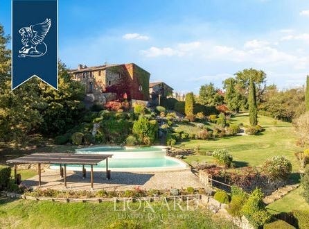 Chiusdino, Siena