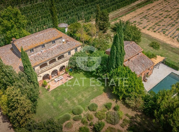 Monte San Savino, Tuscany 52048