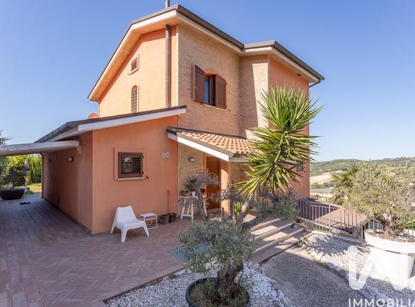 Camerano, Marche 60021