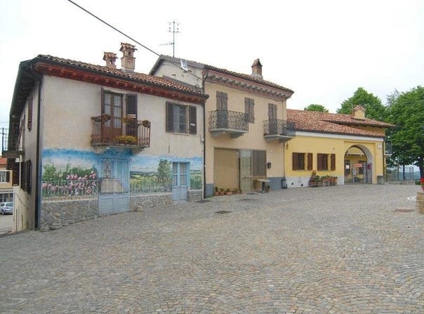 Roddino, The Piedmont 12050