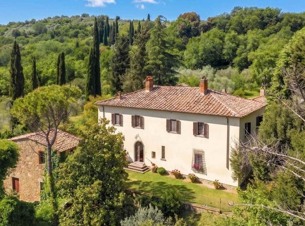 Arezzo, Tuscany 52100