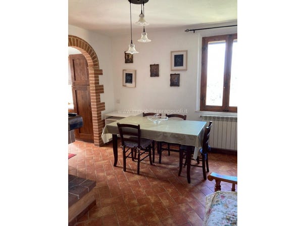 Bettolle, Tuscany 53048