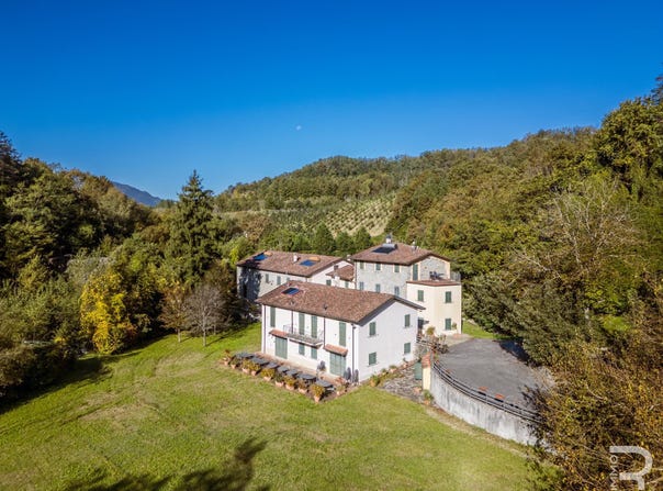 Fivizzano, Tuscany 54013