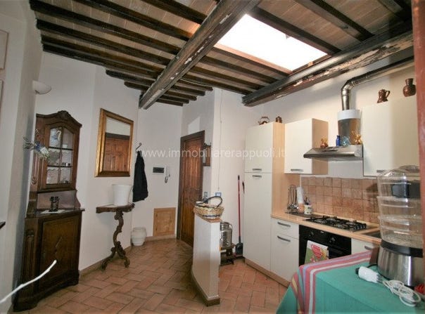 Sinalunga, Tuscany 53048