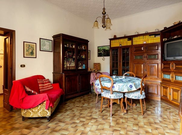 Montepulciano, Tuscany 53045