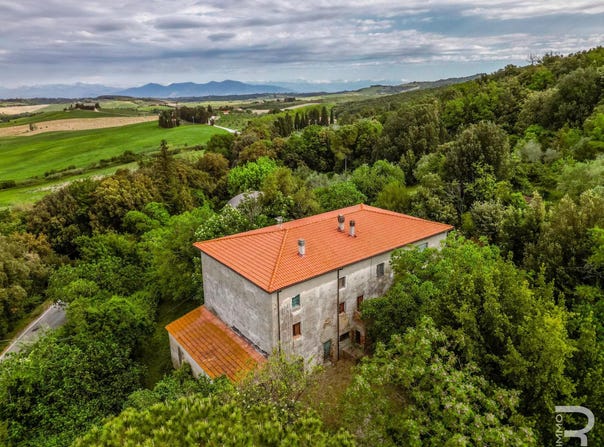 Santa Luce, Tuscany 56040