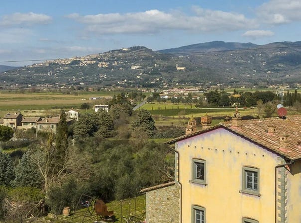 Cortona, Tuscany 52044