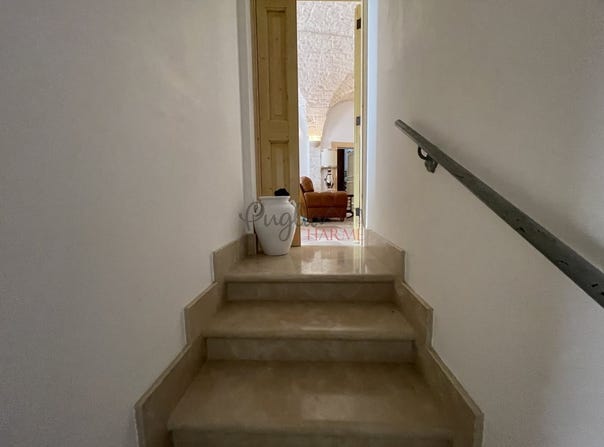 Cisternino, Apulia 72014