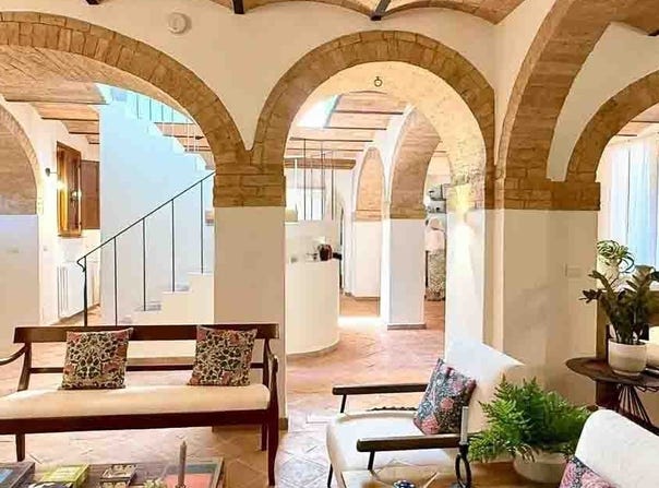 Buonconvento, Tuscany 53022