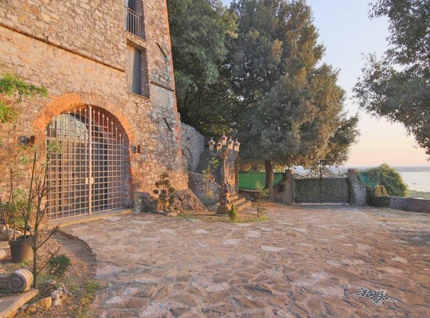 Massarosa, Tuscany 55040
