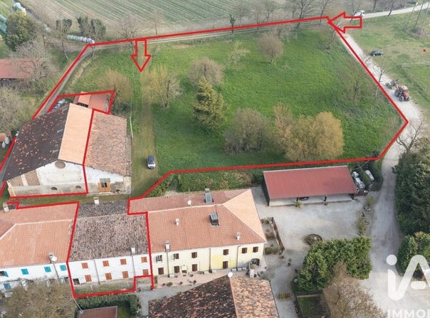 Marmirolo, Lombardy 46045