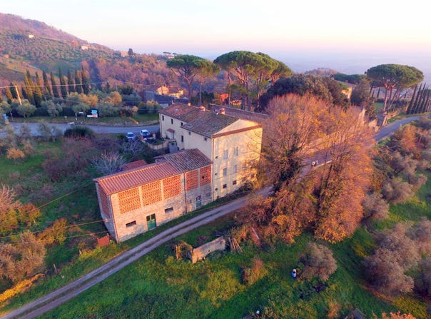 Lucca, Tuscany 55100