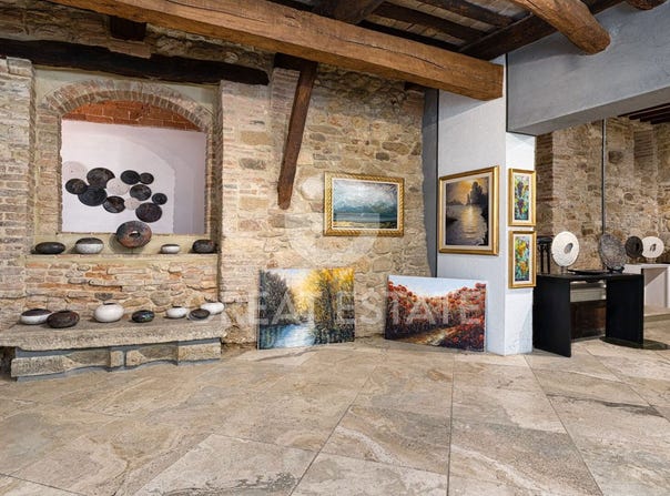 Montepulciano, Tuscany 53045