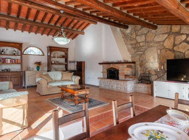 Suvereto, Tuscany 57028