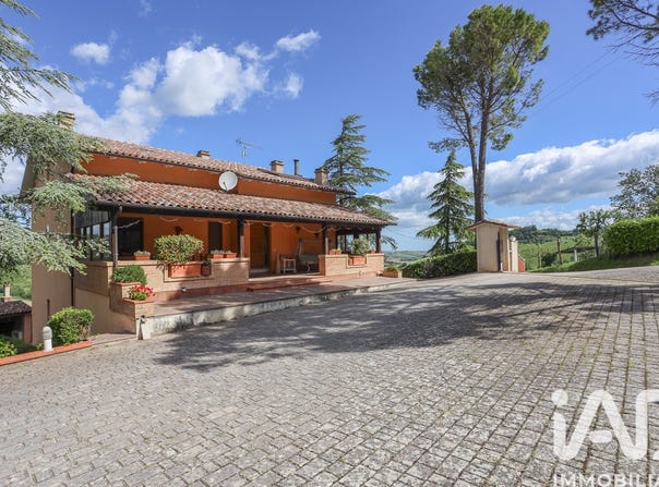 Colmurano, Marche 62020