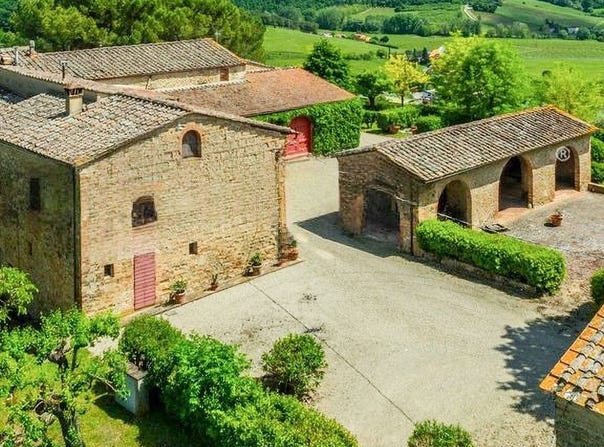 Certaldo, Tuscany 50052
