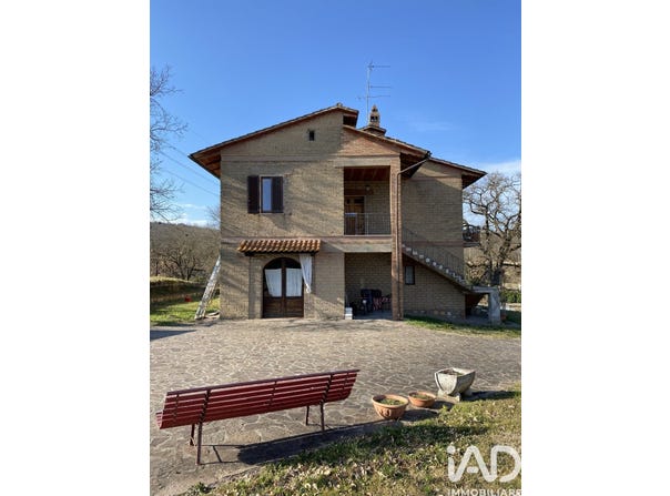 Casole d'Elsa, Tuscany 53031