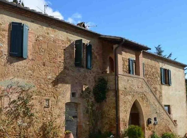Montalcino, Tuscany 53024